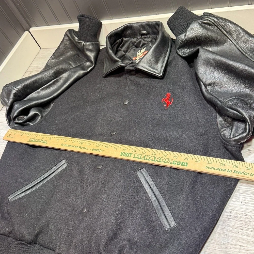 Dehen 1920 Varsity Jacket Black Red Pony Size Large Leather Sleeves Wool - Picture 5 of 9